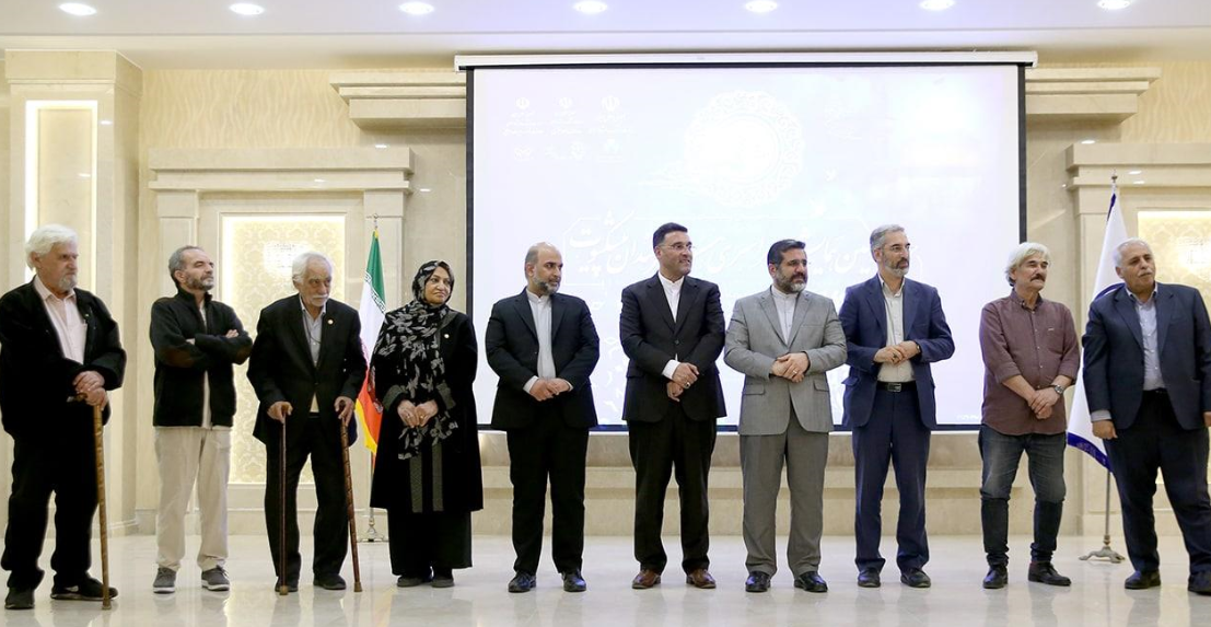  تاکید هنرمندان پیشکسوت بر حفظ امنیت کشور