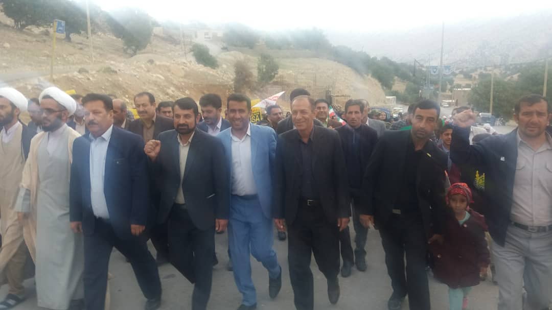 راهپیمایی سیزدهم آبانماه در لوداب برگزار شد+عکس